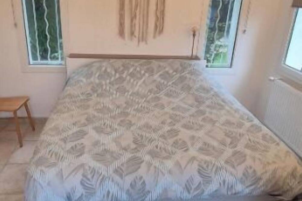 Spacious house with private pool in Istres, Istres region