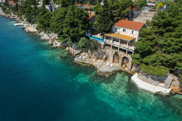 Villa pour 7 personnes, avec jardin à Lozica
