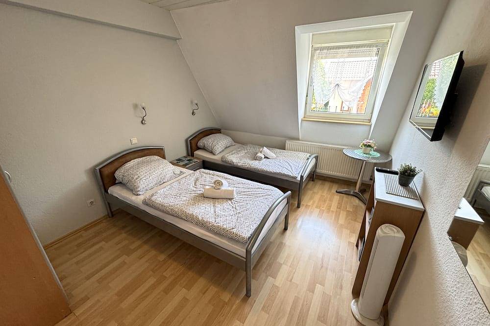 Ganze Wohnung, Große Wohnung mit Küche und 5 Zimmern in Worms, Kurpfalz