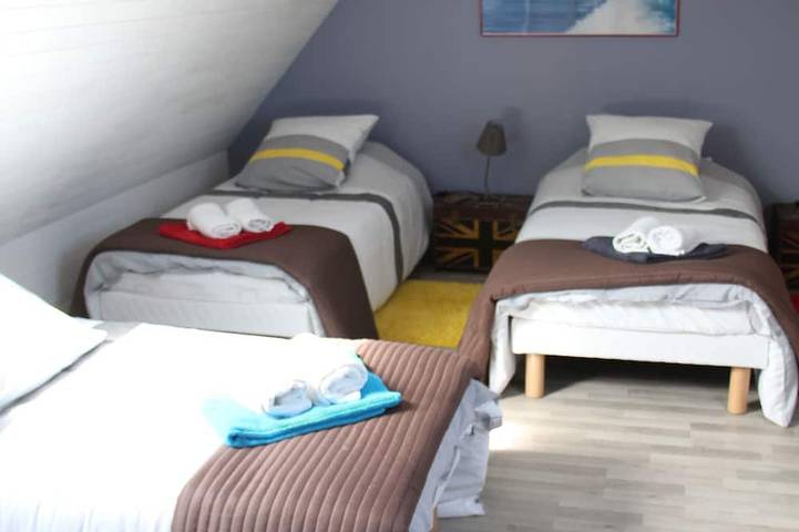 Location de vacances pour 7 personnes, avec terrasse et jardin, animaux acceptés dans Plage Penhors Pouldreuzic - 4