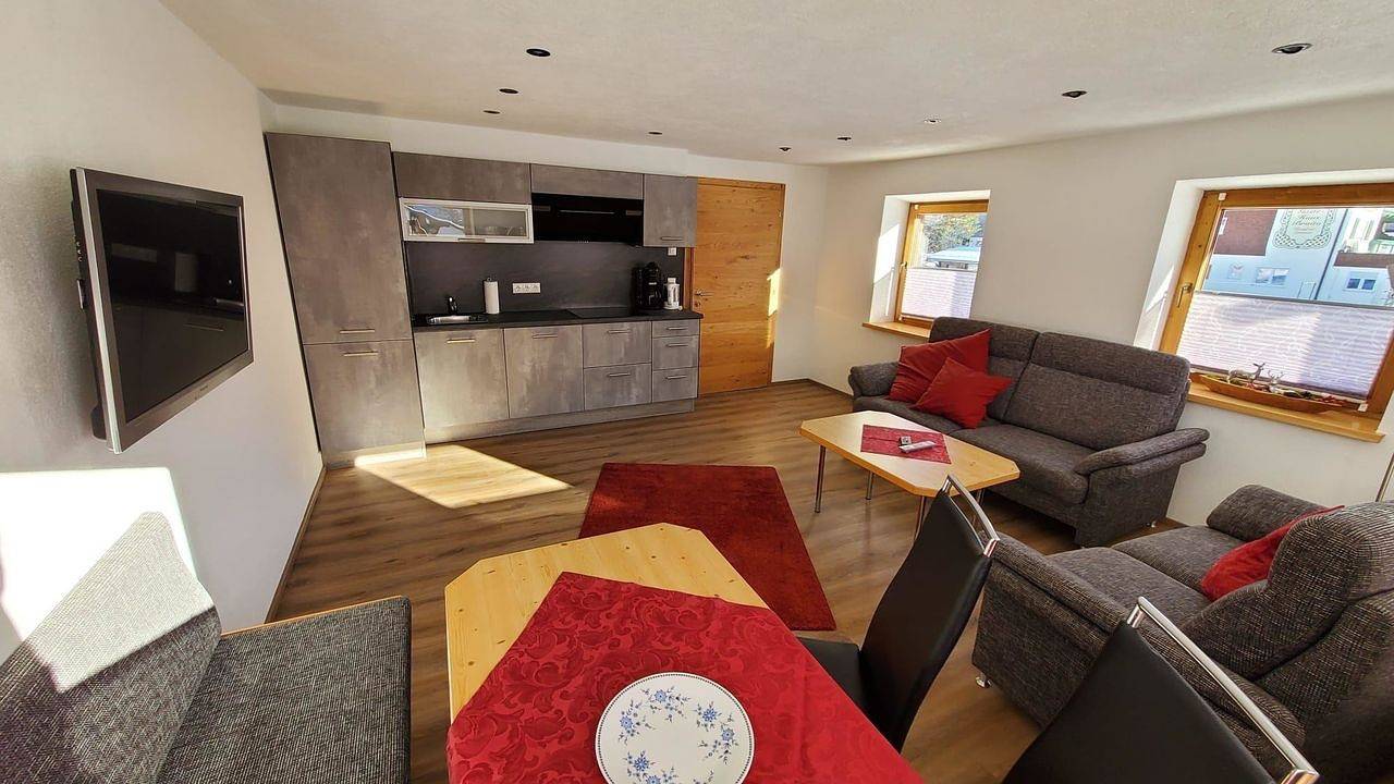 Ganze Ferienwohnung, Ferienwohnung für 4 Personen (70 m²) in Grän in Grän, Allgäuer Alpen (Österreich)