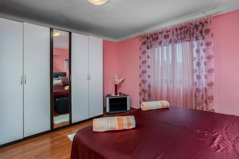 Hel lejlighed, 2 bedroom nice apartment in Rijeka in Rijeka, Primorje-Gorski Kotar