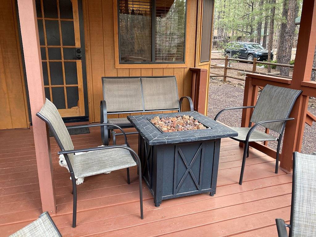 Garden Cabin W/ Fenced Yard, With A/C in Navajo County