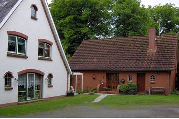 Ferienhaus für 6 Personen, mit Garten in Wanna