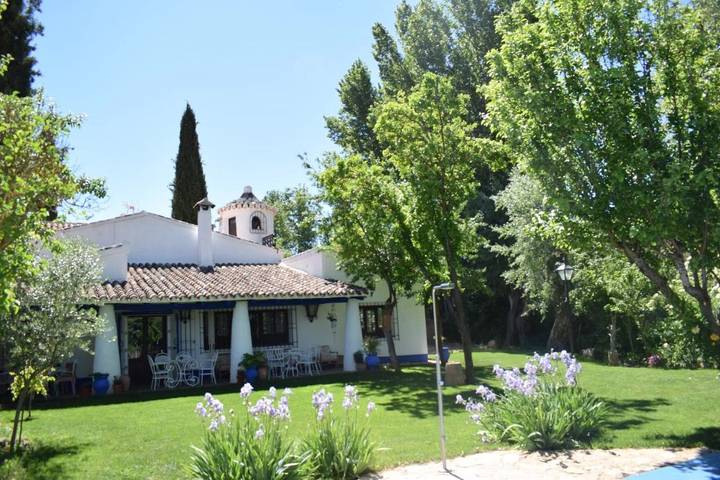 Casa rural para 2 personas, con jardín además de terraza y piscina en Provincia de Albacete - 3