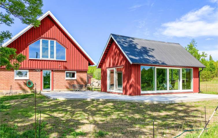 Ferienhaus für 7 Personen, mit Terrasse und Garten sowie Sauna in Lammhult