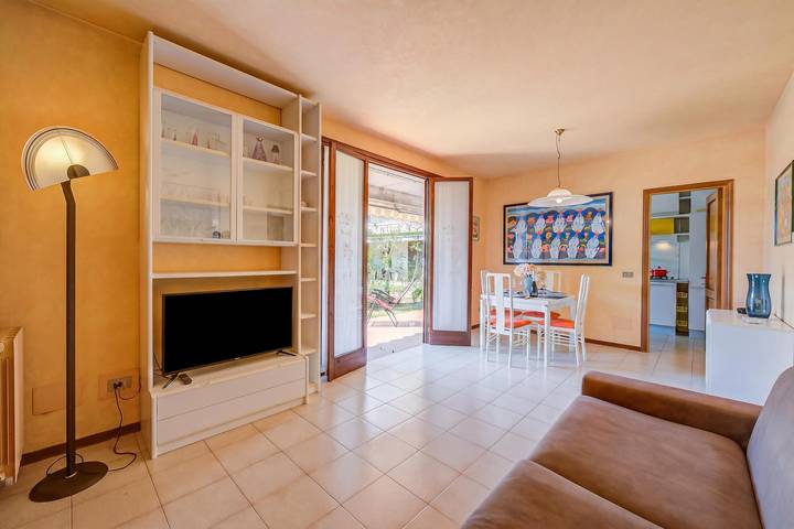 Gîte pour 4 personnes, avec terrasse et piscine à Sirmione - 3