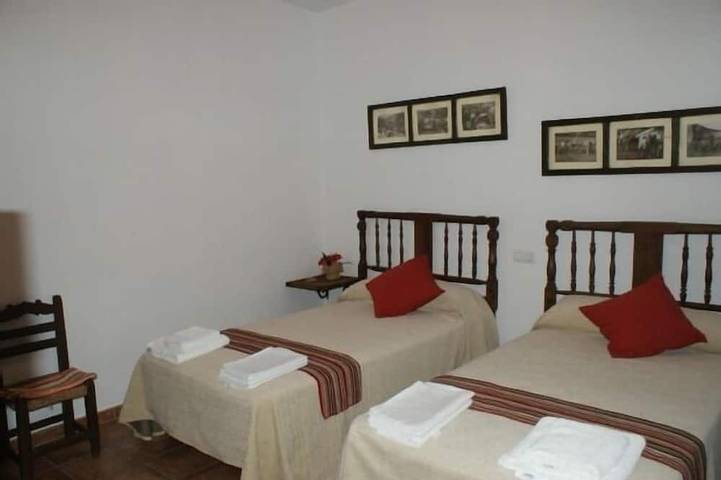 Tío Emilio Rural House for 15 people in Bienservida, Sierra de Alcaraz