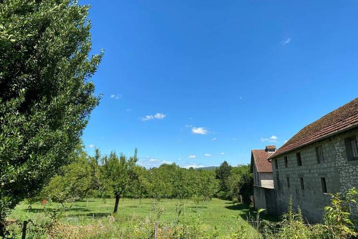Location de vacances pour 8 personnes, avec jardin et terrasse à Pinsac - 3