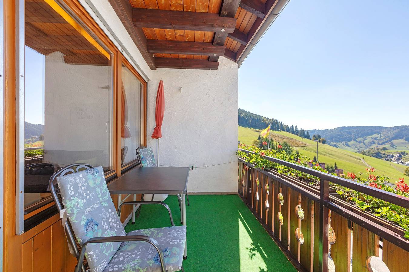 Apartamento entero, Haus Kehrwieder Apartamento 2 con balcón soleado, vistas a la montaña, Hochschwarzwald-Card y Wi-Fi in Todtnauberg, Todtnau