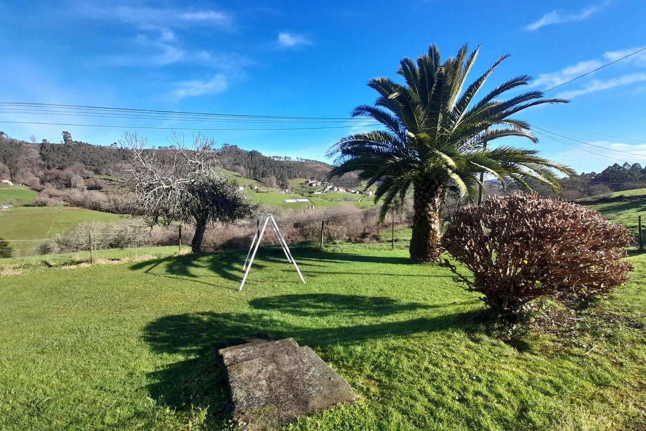 Appartement entier, Appartement de vacances pour 8 personnes avec jardin in Llanes, Côte Cantabrique