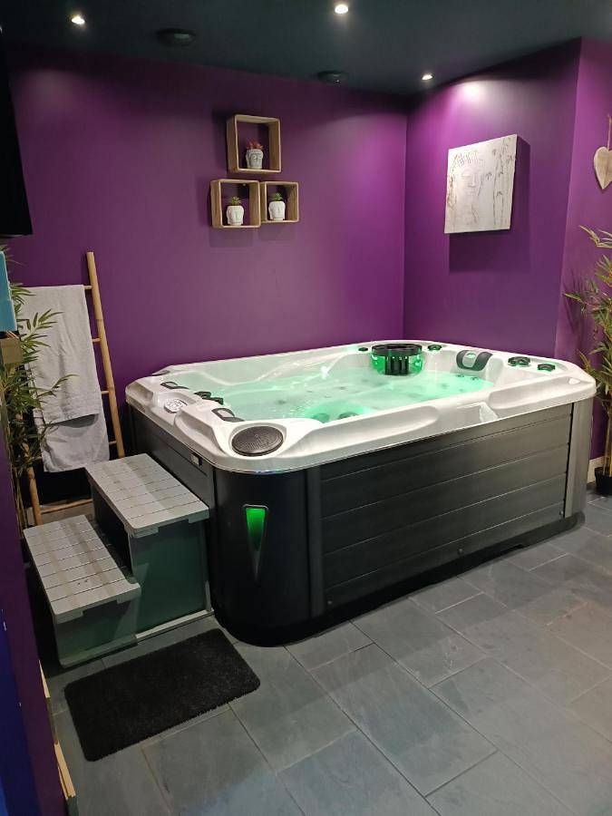 Chambre d’hôte pour 2 personnes, avec jacuzzi