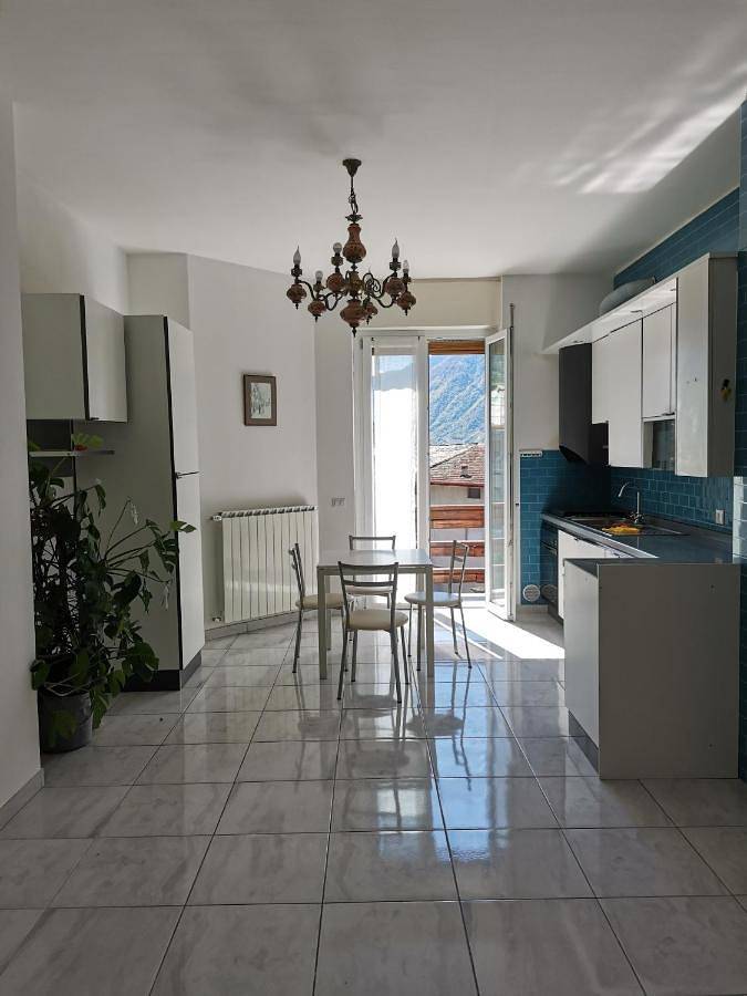 Gîte pour 2 personnes, avec vue et jardin, animaux acceptés à Tirano - 4