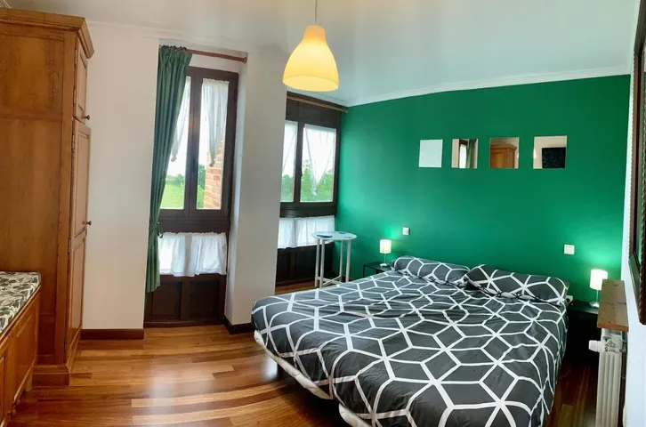 Apartamento de vacaciones para 4 personas, con terraza además de jardín y vistas - 1