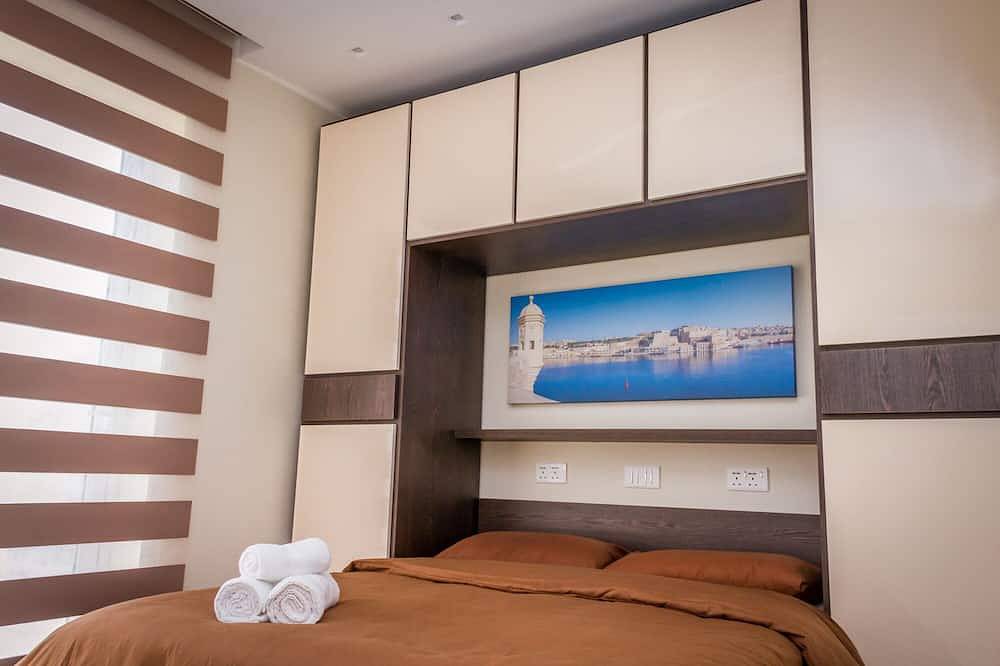 Entire apartment, Brand new luxurious sea front apartment in Xghajra, Malta Island