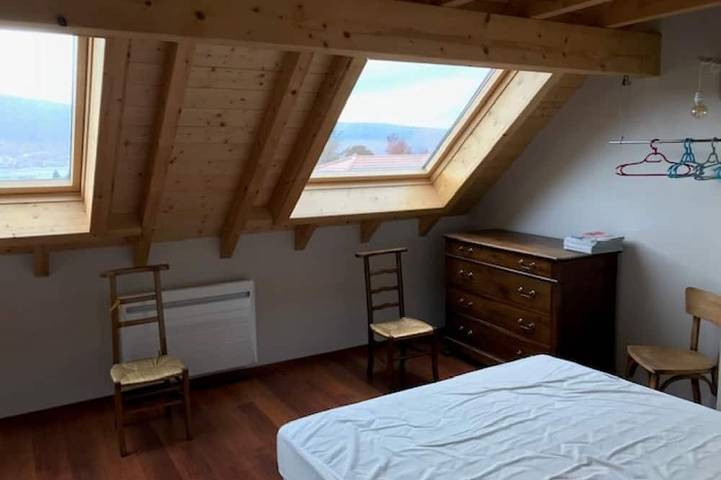 Location de vacances pour 7 personnes, avec jardin et terrasse, animaux acceptés à Menthon-Saint-Bernard - 4