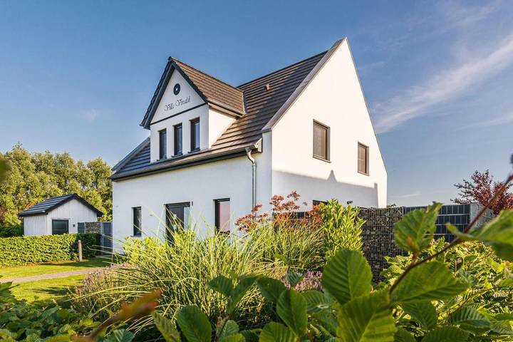 Ferienhaus für 9 Personen, mit Pool und Sauna sowie Garten und Ausblick, mit Haustier in Göhren-Lebbin - 4