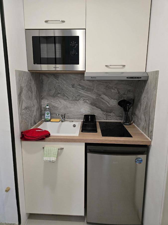 Gîte pour 2 personnes, avec Terrasse et Piscine à Guilherand-Granges - 3