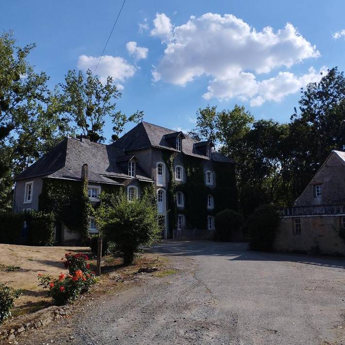 Gîte pour 3 personnes, avec Vue à Montreuil-sur-Maine