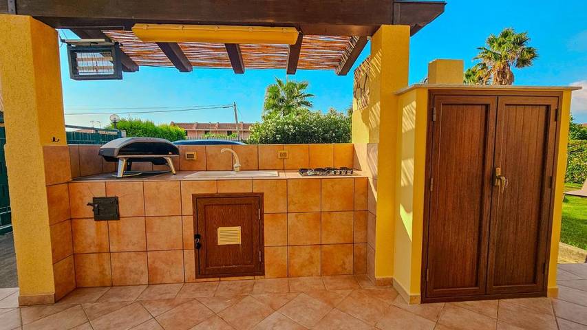 Gîte pour 2 personnes, avec jardin à Campofelice di Roccella - 4