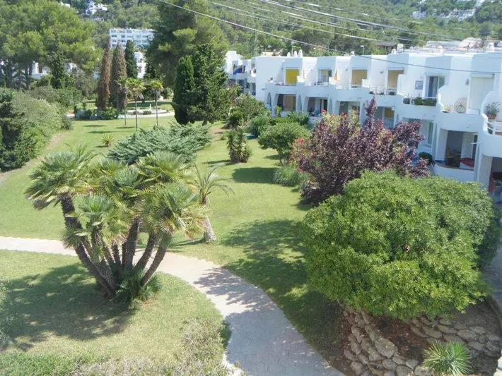 Apartamento de vacaciones para 2 personas, con piscina además de jardín y vistas - 1
