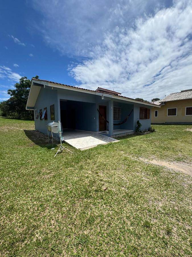 Casas e apartamentos de temporada para 5 pessoas, com terraço e jardim, com animais de estimação em Praia Mole