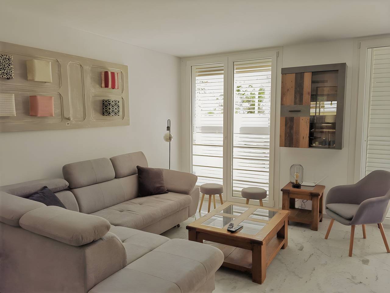 Vacation Home 'Adosado A Un Paso Del Mar' with Shared Pool, Wi-Fi and Air Conditioning in Javea Port, Jávea