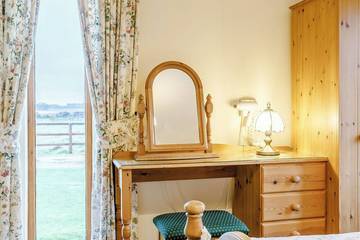 Cottage for 6 People in Runcton Holme, Norfolk, Photo 3