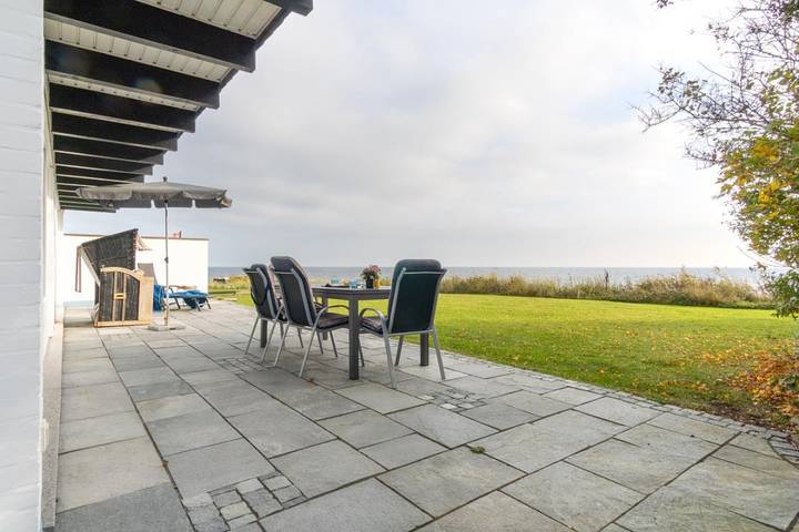 Ferienhaus mit Meerblick für 6 Personen, mit Garten und Meerblick sowie Terrasse, kinderfreundlich in Großenbrode