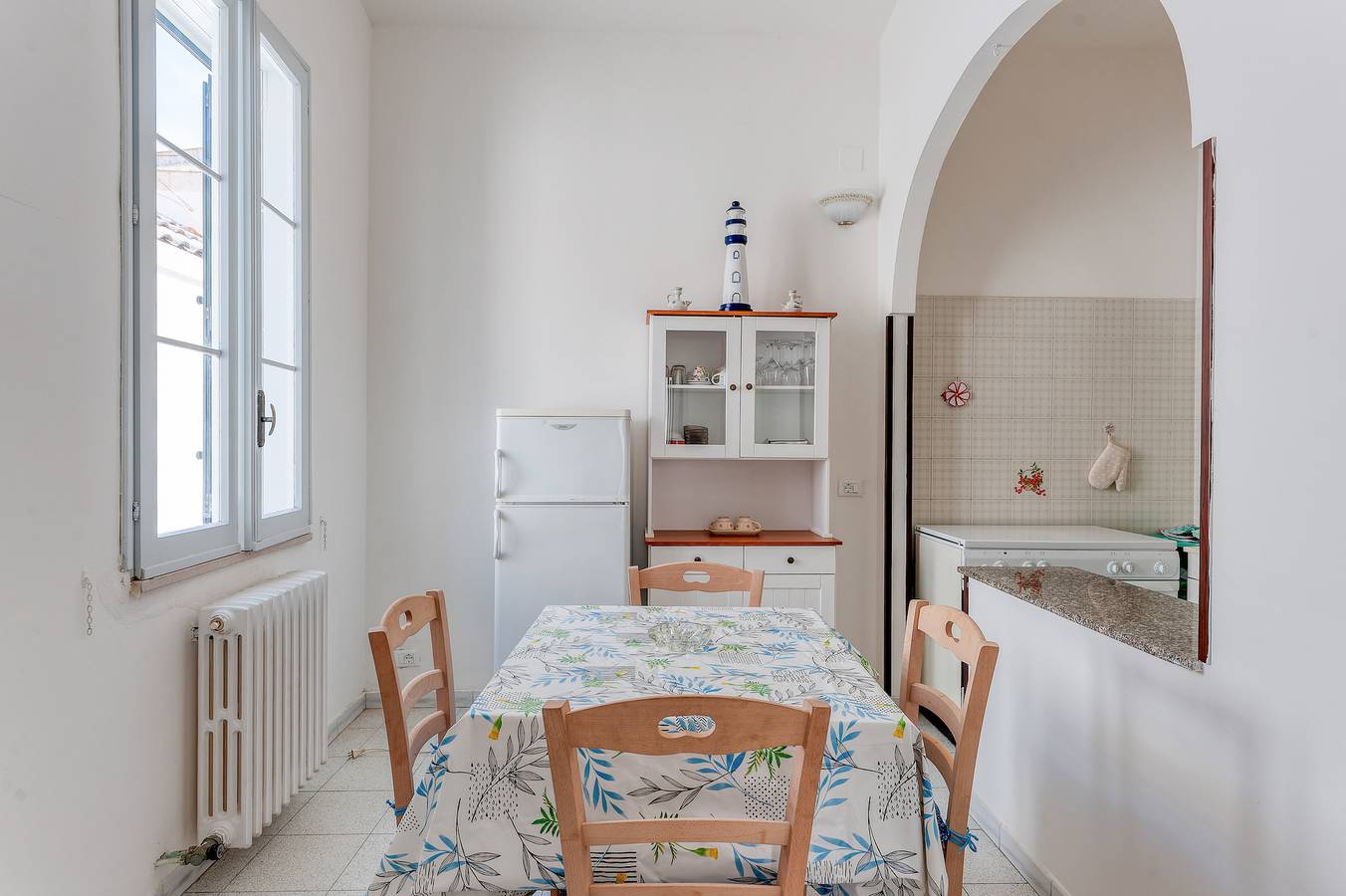 Entire apartment, Apartment "Casa in Via Seminario" with Balcony and Wi-Fi in Otranto, Otranto region