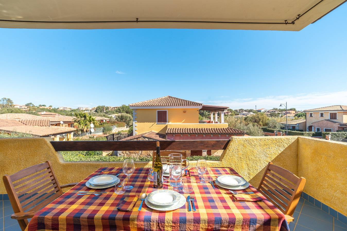 Entire apartment, Villa Lucia - Aliterno V6 with Terrace; Parking Available in Pittulongu, Costa Smeralda