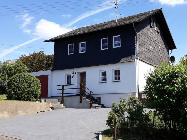 Ferienhaus für 12 Personen, mit Terrasse und Garten in Buch