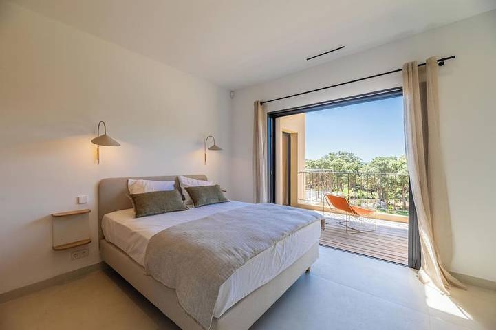 Villa pour 10 personnes, avec piscine à Pianottoli-Caldarello - 4