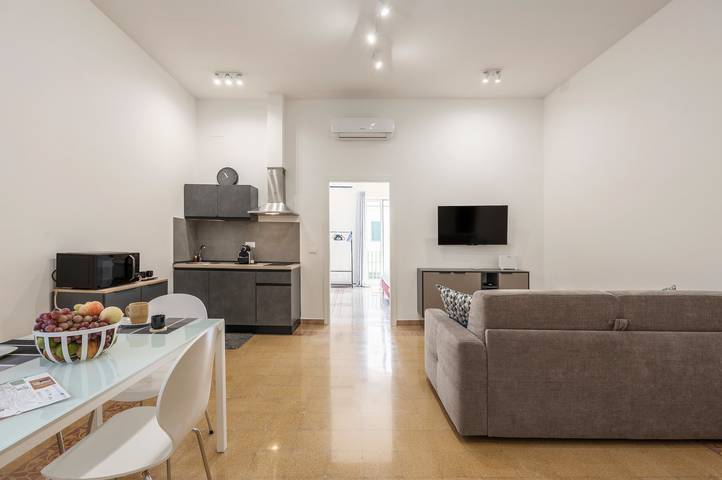 Ferienwohnung für 4 Personen, mit Balkon in Mondello