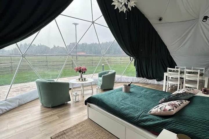 Flower Glamp - Bain à remous privé, sauna & alpagas in Grande Pologne