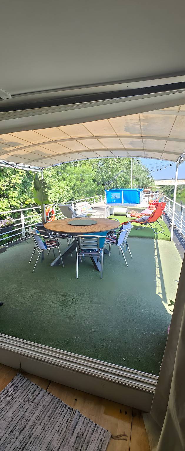 Gästezimmer mit Seeblick, Wlan und Klimaanlage in Arles, Arles und Umgebung