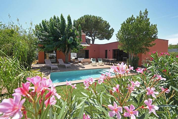 Villa pour 8 personnes, avec jardin ainsi que piscine et vue au Grau-d'Agde - 2