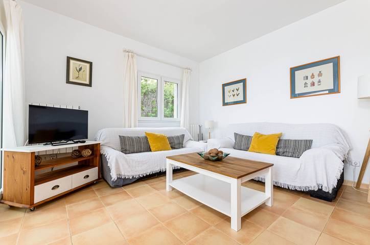 Finca für 6 Personen, mit Meerblick und Balkon sowie Terrasse und Garten in Colònia de Sant Pere - 4
