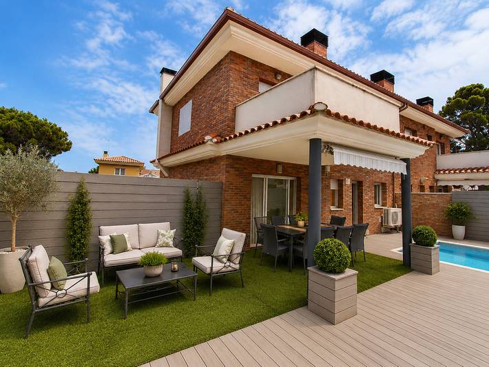 Casa para 10 personas, con jardín y terraza en Salou