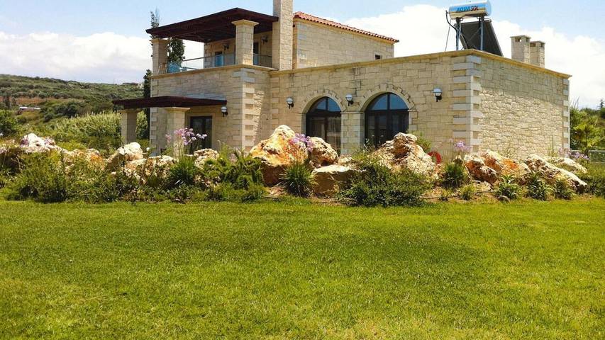 Chalet para 6 personas, con piscina y balcón - 1