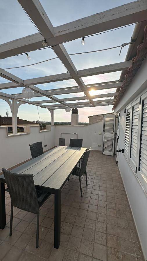 Loft per 6 persone, con terrazza e panorama a Ostia