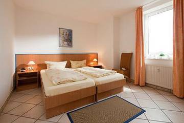 Ferienwohnung für 4 Personen in Norddeich, Nordseeküste, Bild 4