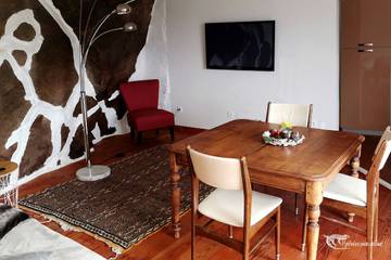 Gîte pour 2 personnes, avec terrasse à Felluns