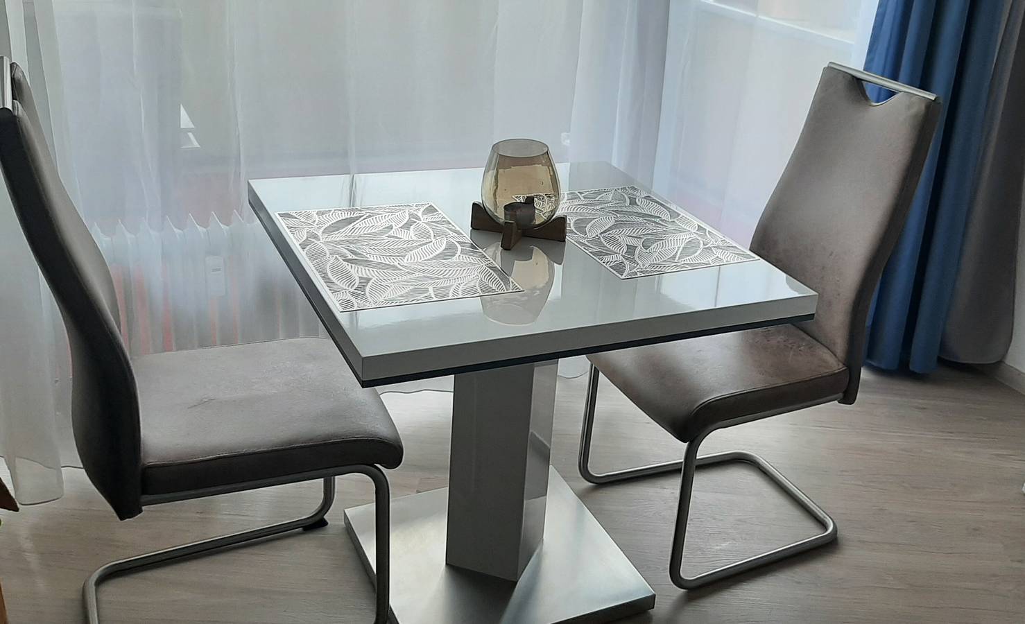 Ganze Wohnung, Apartment 'Jutta' mit Balkon und Wlan in Oberuhldingen, Uhldingen-Mühlhofen