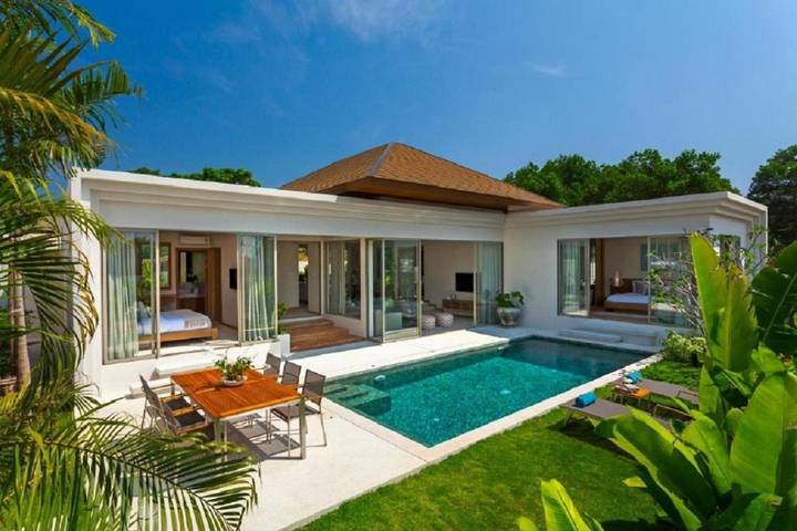 Chalet para 12 personas, con jacuzzi además de jardín y piscina - 1