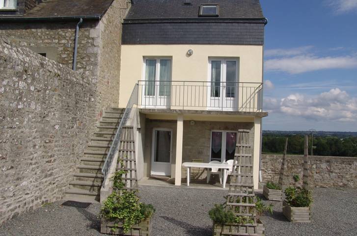 Gîte pour 5 personnes, avec piscine et balcon à Montmartin-sur-Mer - 3