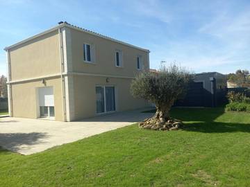 Gîte pour 10 personnes, avec jardin à Le Poiré-sur-Vie
