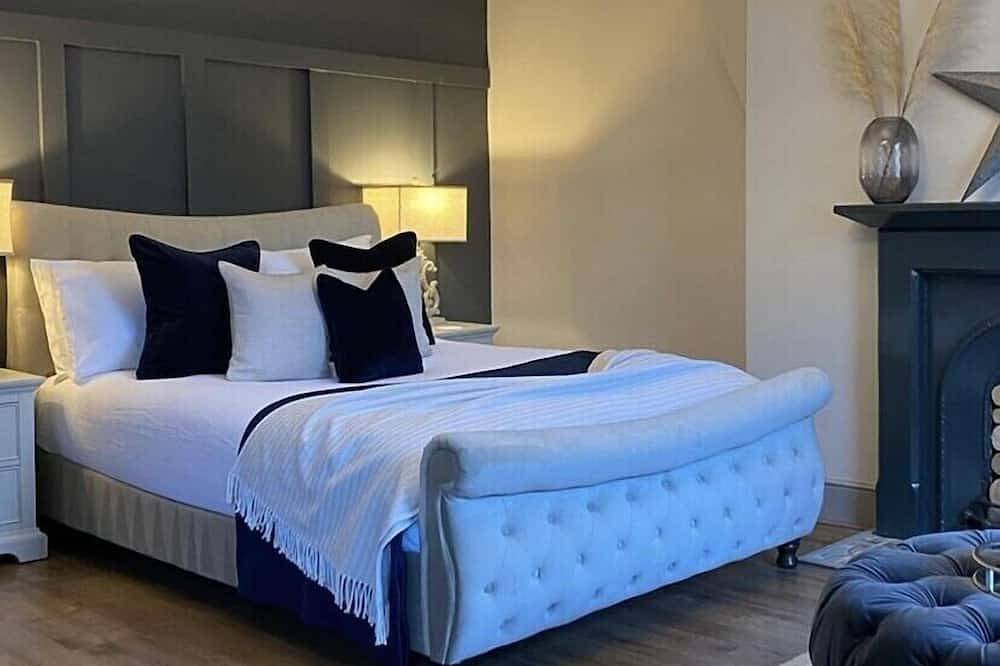 Rose Cottage - Hot Tub - Town Centre in Morpeth, Northumberland