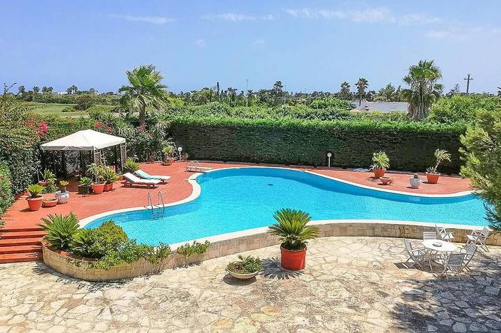 Vacation rental for 4 people, with Pool in Lecce