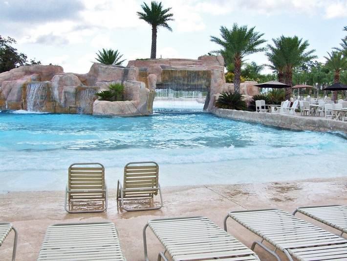 Vacation rental for 8 people, with balcony and hot tub as well as pool in Gulf State Park